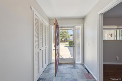 3196 Red Barn Rd, Flint, MI 48507 - photo 3