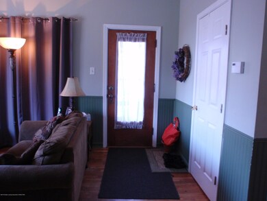 218 Spring St, Grand Ledge, MI 48837 - photo 3