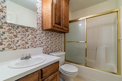 27 Village Green Ct, Denison, TX 75020 - photo 5