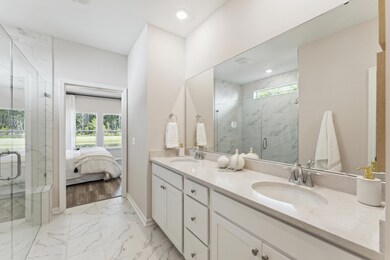 Collins mastr bath