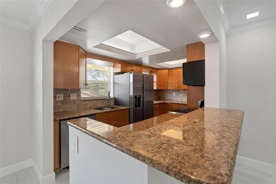EAT-IN KITCHEN