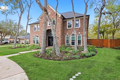 1215 Maple Bough Ct, Sugar Land, TX 77479 - photo 3