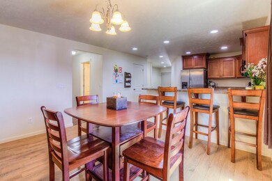 Kitchen Eating Space