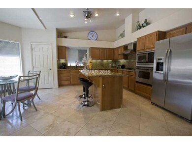 Kitchen. Stainless Appliances