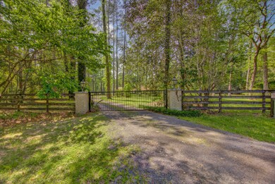 17566 Denise Rd, Conroe, TX 77306 - photo 2