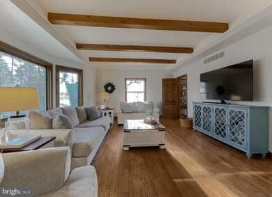 44624 Rolling Oak Ln, California, MD 20619 - photo 4