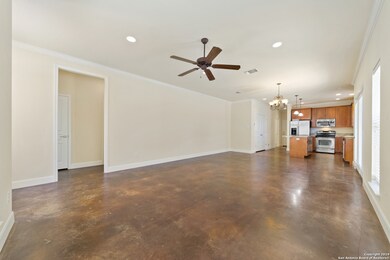 2304 Village Path, New Braunfels, TX 78130 - photo 6
