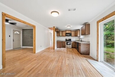 20228 Lewis Ln, Picayune, MS 39466 - photo 5