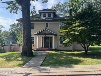 84 Campus Rd 4