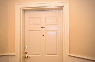 435 White Gables Ln unit 102, Charlottesville, VA 22903 - photo 5