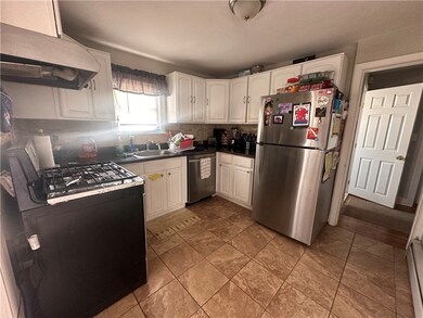 158 Westcott Ave, Cranston, RI 02910 - photo 6