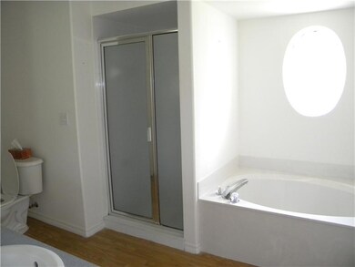 Master Bath/Spa.