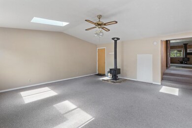 6080 Hugo Rd, Grants Pass, OR 97526 - photo 7