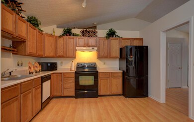 Kitchen (2)