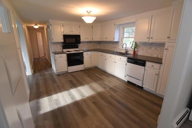 11 Greenwood St, East Falmouth, MA 02536 - photo 3