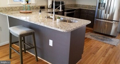 206 Investigate Ln, Hedgesville, WV 25427 - photo 5