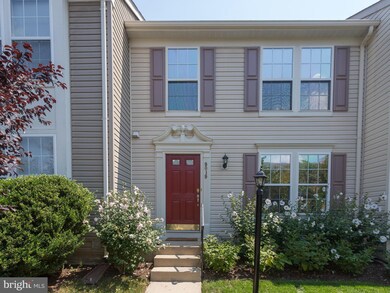 9019 Falcon Glen Ct, Bristow, VA 20136 - photo 2