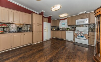 107 Blanco Dr, Youngsville, LA 70592 - photo 2