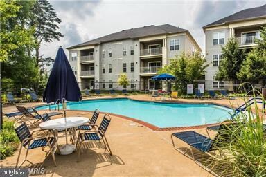 11310 Westbrook Mill Ln unit 304, Fairfax, VA 22030 - photo 3