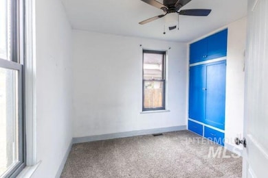 622 W Commercial St, Weiser, ID 83672 - photo 5