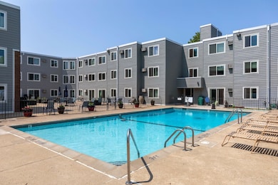 333 8th St SE unit 304, Minneapolis, MN 55414 - photo 2