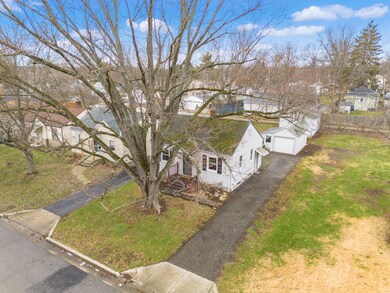 258 W Kanawha aerial front