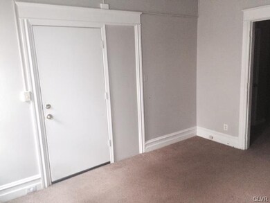 325 N Lumber St unit 1, Allentown, PA 18102 - photo 3
