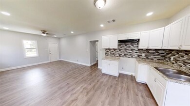 626 Moran St, Gainesville, TX 76240 - photo 6