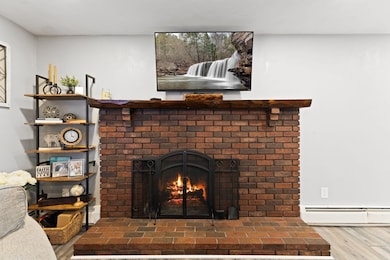 23 Parker Dr, East Freetown, MA 02717 - photo 4