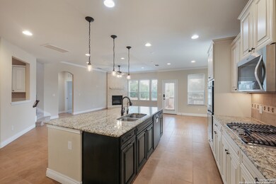 10643 Hibiscus Cove, Helotes, TX 78023 - photo 4