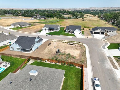 House and Extra Lot