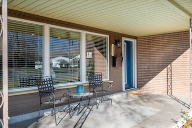 1837 E Brookhill Dr, Salt Lake City, UT 84121 - photo 2