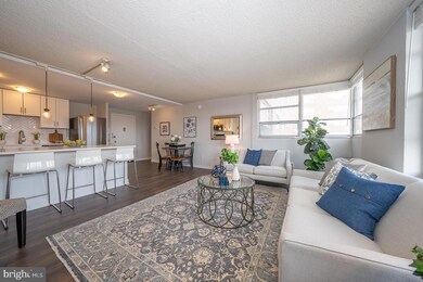 Radnor House unit 222, Bryn Mawr, PA 19010 - photo 3