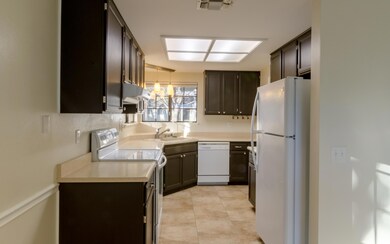 2703 Silverfield-4