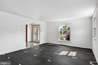 713 Southwick Cir, Somerdale, NJ 08083 - photo 7