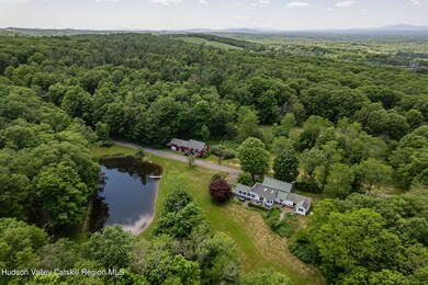 59 Mitchell Ln, Red Hook, NY 12571 - photo 2