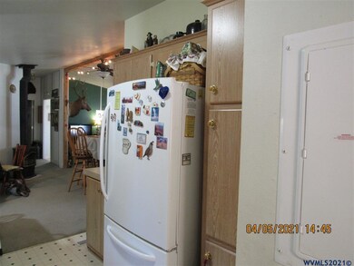 125 Cottage Way, Gates, OR 97346 - photo 7