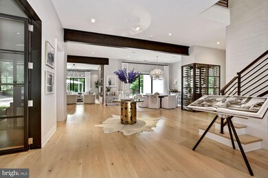 1217 Crest Ln, McLean, VA 22101 - photo 3