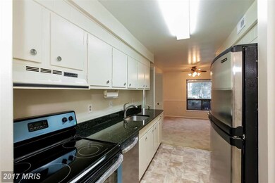 423 Christopher Ave unit T3, Gaithersburg, MD 20879 - photo 7