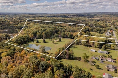 5587 Charleston Rd, Newton Falls, OH 44444 - photo 4