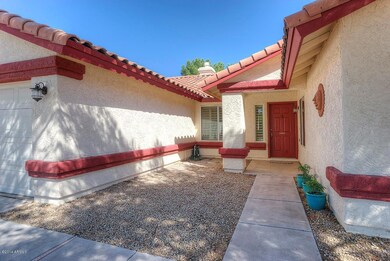 341 N Senate St, Chandler, AZ 85225 - photo 2