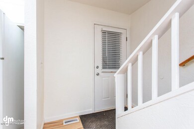 Entryway_1383-SMALL