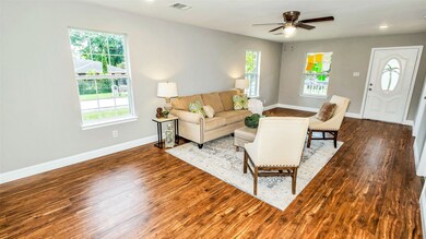 10502 Foy Ln, Houston, TX 77093 - photo 4