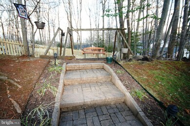 15025 Woodglen Ct, Dumfries, VA 22025 - photo 4