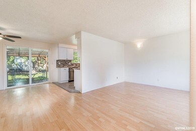 1130 S 4th St, Independence, OR 97351 - photo 5