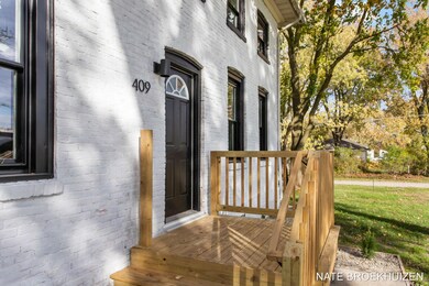 4-web-or-mls-409 E 40th St Holland-4