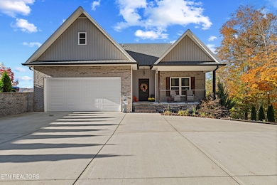 57-web-or-mls-1484 Hickory Pt-9571