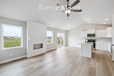 4410 NW Olivia Ln, Ankeny, IA 50023 - photo 4