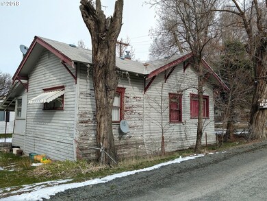 101 N Clark St, Canyon City, OR 97820 - photo 2