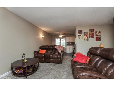 405 Grand Ave, Marion, IA 52302 - photo 4